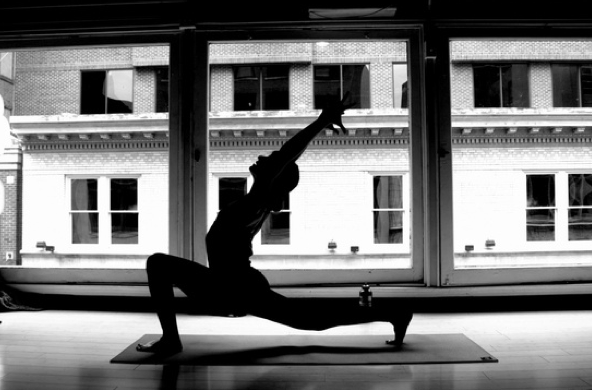 Full Crescent Lunge deep lunge